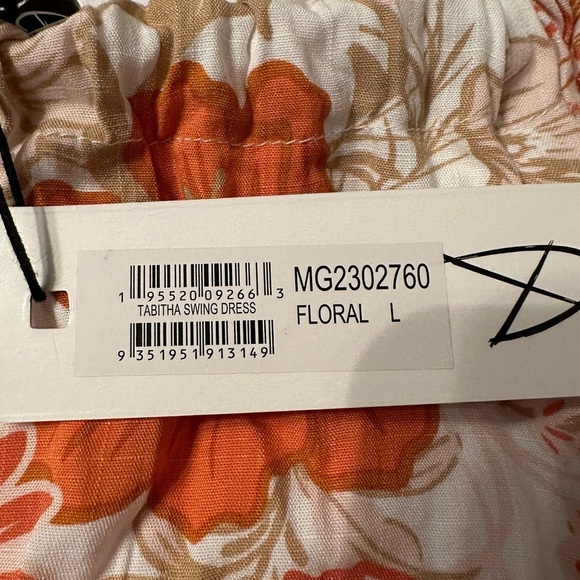 MinkPink Tabitha Swing Dress - NWT - Size L - Picture 10 of 13